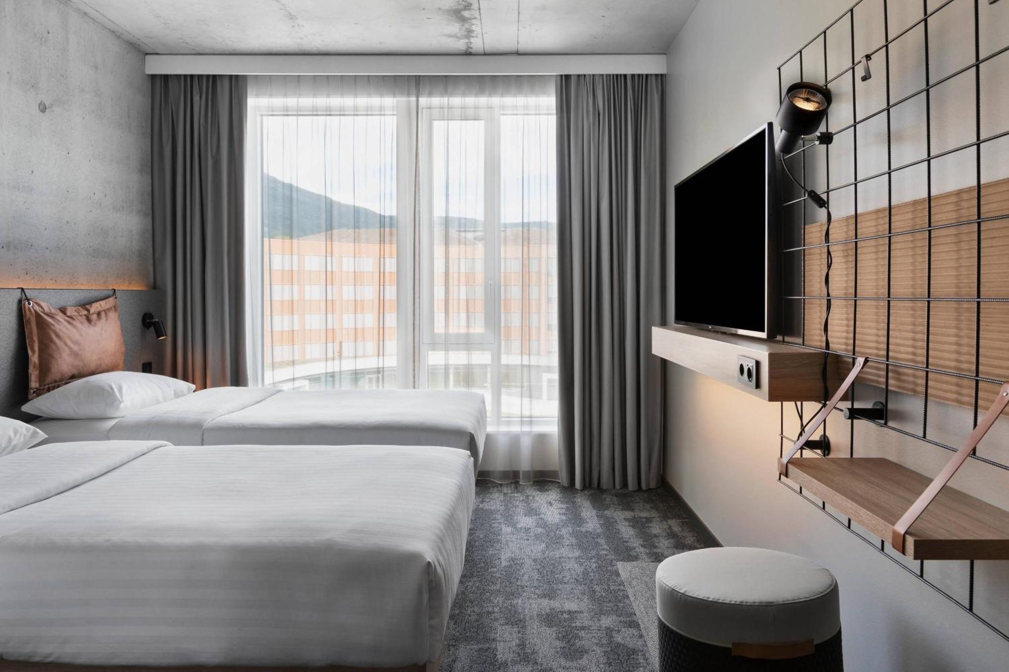Moxy Bergen Hotel Bagian luar foto
